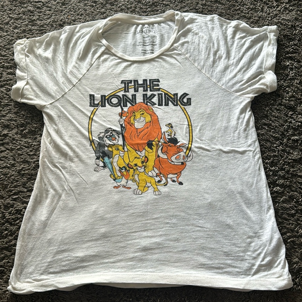 Disney kids shirt size large 58% made with cotton 42% polyester
